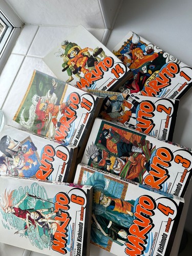 Naruto manga sold bundle - manga, or