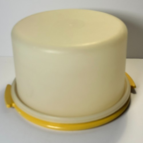 Vintage tupperware cake saver - vintage,
