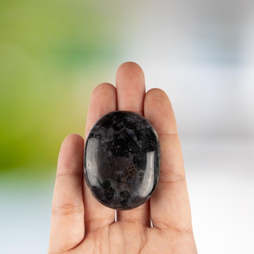 Indigo gabbro crystal palm - crystal,