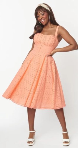 Timeless vintage pinup girl - pinup,
