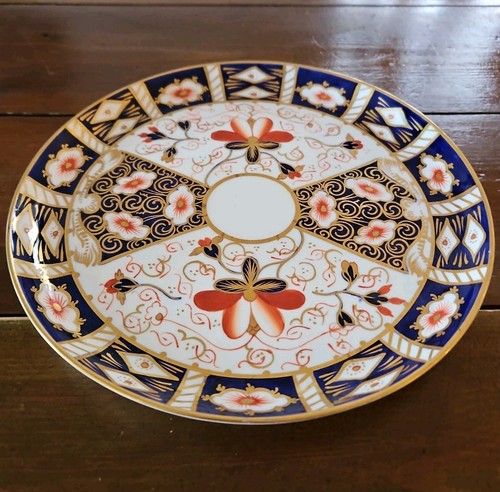Royal crown derby imari 2451 - crown,