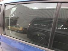 GENUINE 11-16 SKODA RAPID SPACEBACK PASSENGER REAR WINDOW DROP GLASS