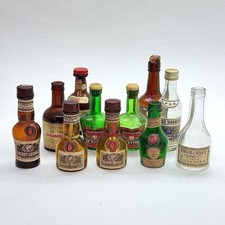 VINTAGE MINIATURE LIQUOR BOTTLES COLLECTION X11 EMPTY BARWARE ADVERTISEMENT