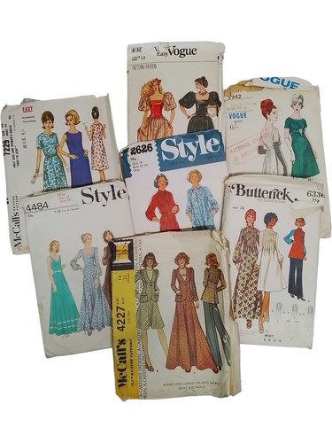 Vintage sewing patterns bundle - vintage,