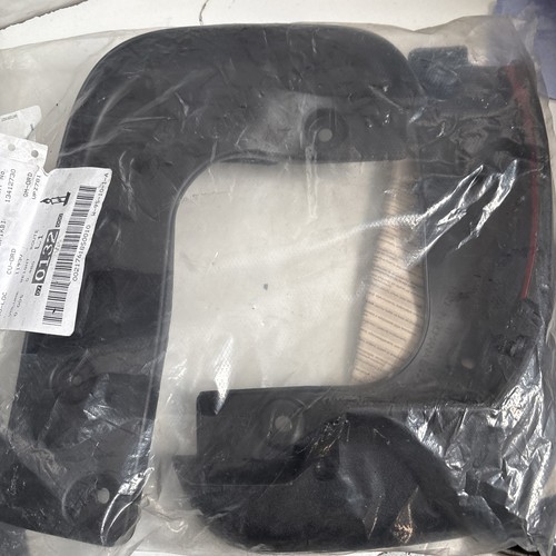 Front mud flaps splash - front,