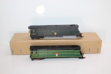 2 x Hornby OO China SR/BR West