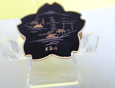 VINTAGE  SHAKUDO DAMASCENE JAPANESE BROOCH SCENIC VILLAGE K 24 MARK