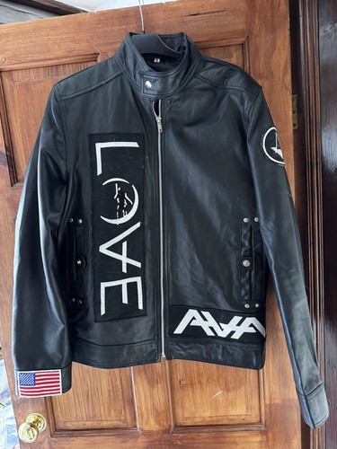 Angels airwaves tom delonge - tom,