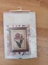 Vtg glorafilia tulip tapestry - tulip,