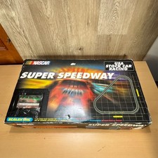 SCX 1:32 NASCAR Slot Car Track