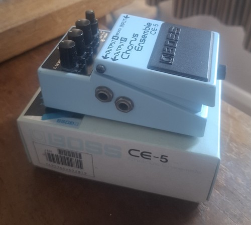 Vintage boss chorus - chorus, ensemble