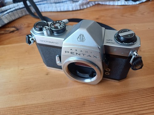 Pentax spotmatic 35mm slr - pentax,