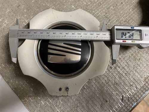 Seat 148mm wheel centre - , cap