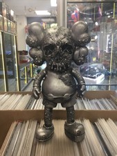 Medicom Pushead Silver Kaws Companion Sofubi Art Figure