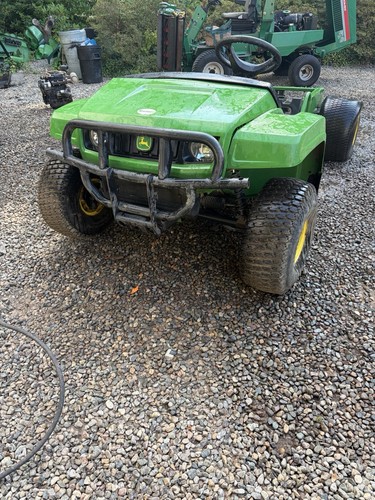 John deere gator 6x4 - deere, diesel