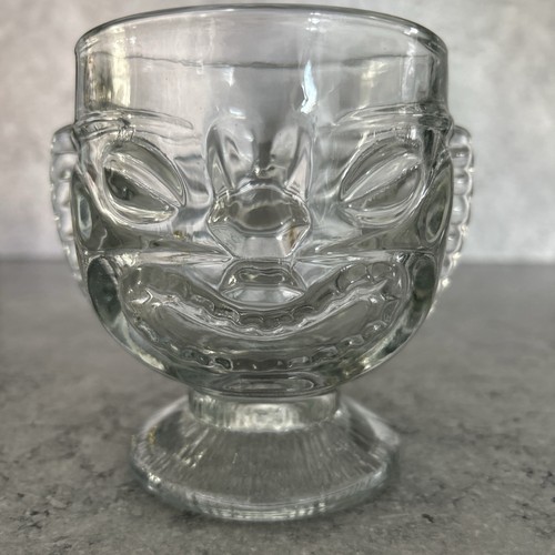 Vintage tiki bar - vintage, clear