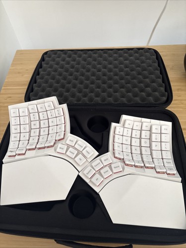Glove80 ergonomic keyboard - ergonomic,