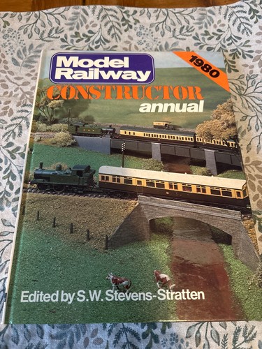 Model railway constructor - model,