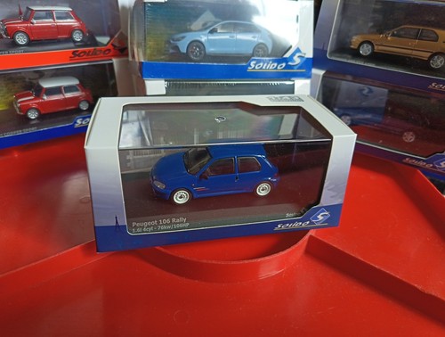 Boxed model solido - 1/43,