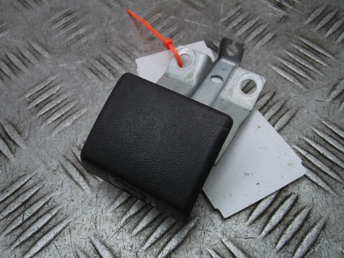 Nissan elgrand bonnet - bonnet, release