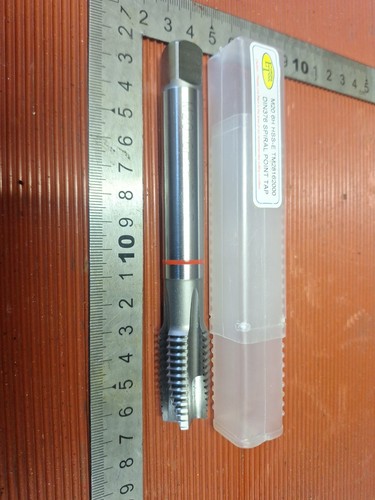 M20 spiral point tap made - spiral,