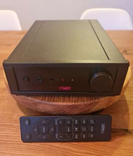 Rega integrated amplifier - integrated,