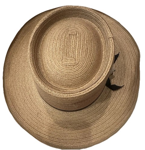 Akubra hat size planter - akubra,