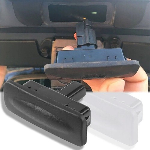 Rear tailgate lock - rear, boot