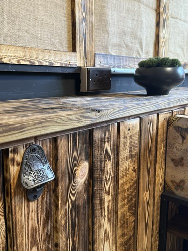 Scorched reclaimed pallet - 1m²,