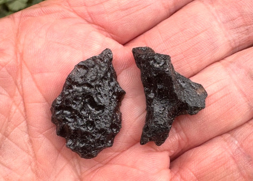 Tektite meteorite rough - x,