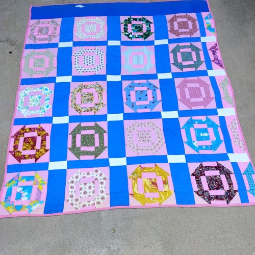 Vintage quilt twisted - vintage, log