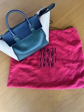 Large CH Carolina Herrera