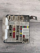 8200455424J fuse box for