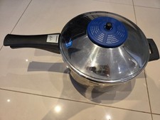 Pressure cooker stainless