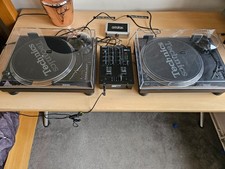 technics turntable pair with reloop mixer