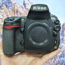 Nikon D700 12.1 MP Digital SLR