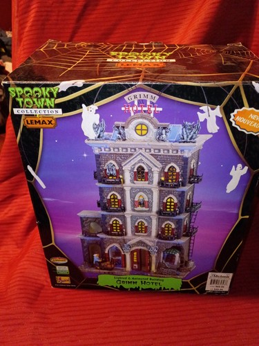 Lemax spooky town last house - lemax,