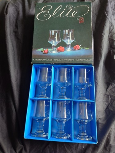 Boxed vintage set - set, dema