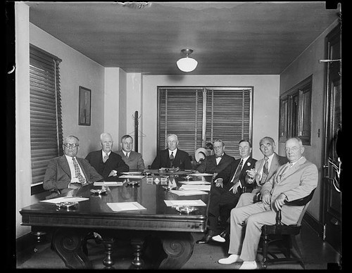 Photo 1920s men - men, boardroom