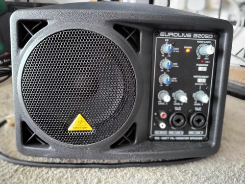 Behringer eurolive b205d 150 - behringer,