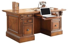 Bowery Hill Traditional Wood