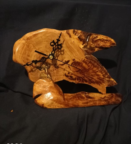Root wood hand - , clock