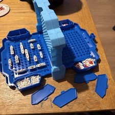 Children & Adults Battle ships