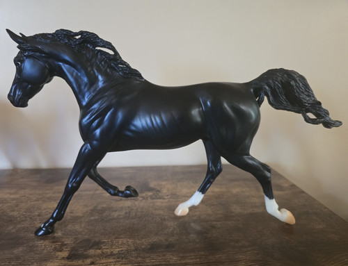 Breyer plastic black horse - breyer,