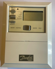 Danfoss 103E7 7 Day 5/2 Day Electronic Timeswitch 087N690400