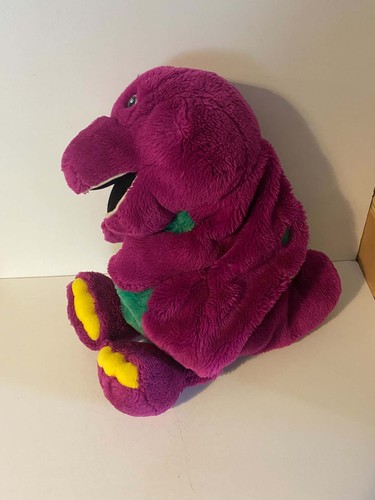 Barney the purple dinosaur - barney,