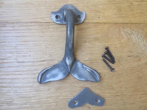 Whale tail door - tail,