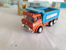 MARX BULLDOG DUMP TRUCK WITH WORKING LIGHTS AND BOX.