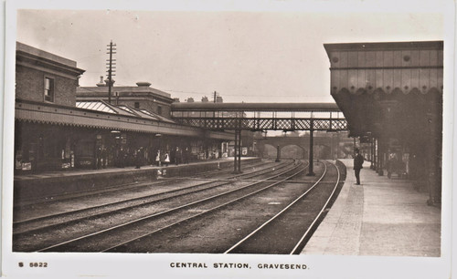 Gravesend central railway - gravesend.,