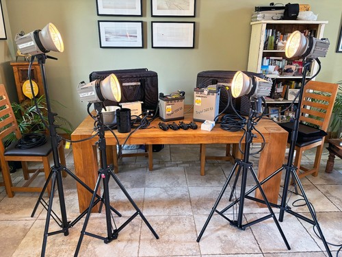 Elinchrom professional flash - professional,